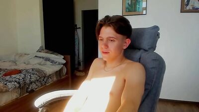 Luxallenns Gay Web-Cam Adventure: The Amateur Solo Experience!