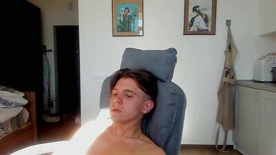 Luxallenns Gay Web-Cam Adventure: The Amateur Solo Experience!