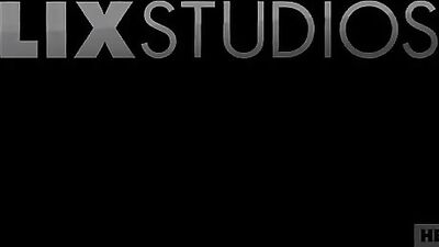 Twinks Home Flip-Flop: Steamy Couple Sex Show