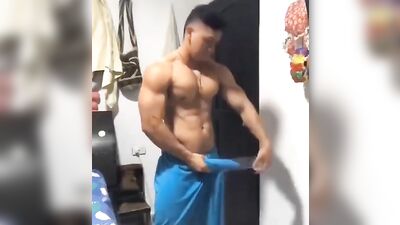 Laugh Out Loud! Muscle Boys Webcam Funny Jocks Solo Porn
