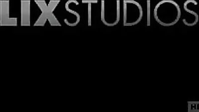 Gangbang Twinks: Sexual Frenzy in the Room with Flip-Flops!