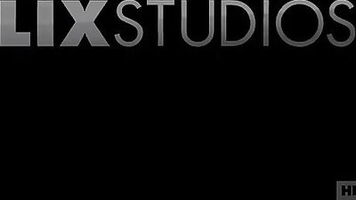 Gangbang Threesome: Kinky Group Sex Show on Cam!