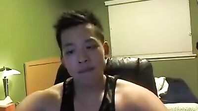 Gay Asian Web-Cam Solo Masturbation!