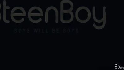 Gay Porn Twink Flip-Flop Room Sex Show!