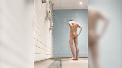 Exposing Risky Jack-offs in the Public Shower!