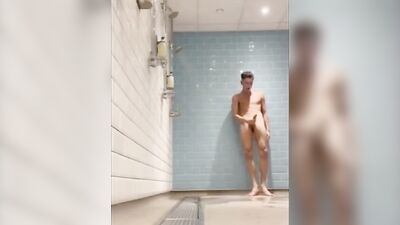 Exposing Risky Jack-offs in the Public Shower!