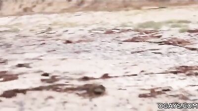 Beach Boys Delight: Justin Owens Ultimate Handjob Adventure!