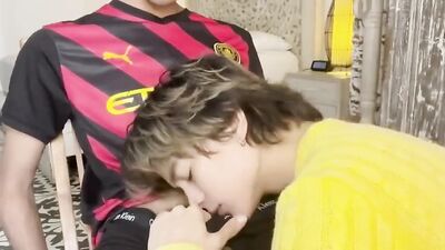 Gay Porn Movie - Action Bareback Cum Shots Handjob Oral!