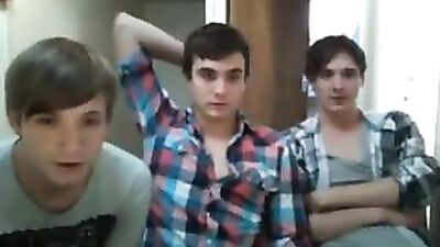 Webcam trio 001