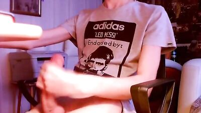 Thick Dick Twink Endorsed by Leo Messi - The Ultimate Web-Cam Cum Shot Show!