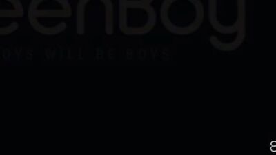 Thrusting Twinks Take Control in Hot Home Sex Show!