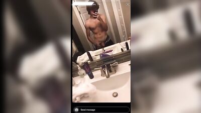 Straight Bait: Big Cocks Muscle Boys Porn! Jerking and Flexing Straight Ballers Body!