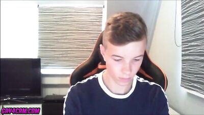 Beautiful Cock-Wanking Boy: Ultimate Gay Porn Video!