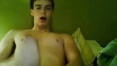 Cumming for Cute Fit Guys - Big Cocks, Muscle Boys and Solo Fun!