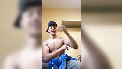 MUSIC BOYS SHAKE: ❤️❤️❤️❤️❤️ - Gay Porn Video - Fun Music Straight Boys