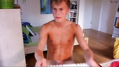 Cumming for Red Hot Blonde Selfies!