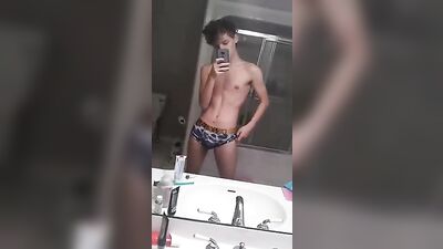 Gavins Young Cutie Fetish Cam Show!