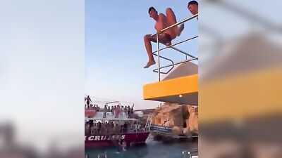 Gay Summer Heat: Latino Amateur Voyeur Passion!