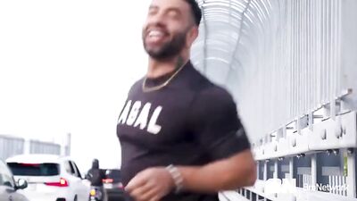 Muscle Hunk for Twink Sports Gay Porn: Bareback Cum Shots with Frat Boys!