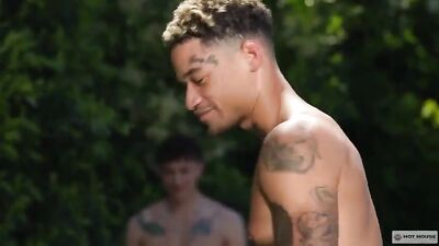 Outdoorsmans Paradise - 022: Wild Public Handjobs and Oral Action in Nature!