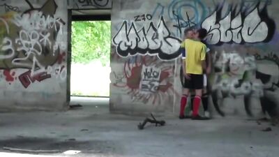 Outdoors - Raw & Uncut: Action Bareback Cum Shots Handjob Oral Public Outside Experience