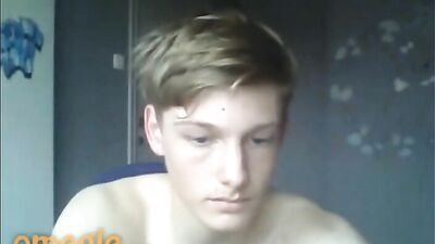 Cumming for Cute Blonde Selfies: Hot Amateur Straight Boys Masturbate and Cum!