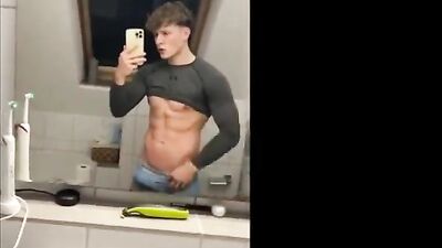 Sexy Benjamins Big Cock Show - A Gay Amateur Solo Porn