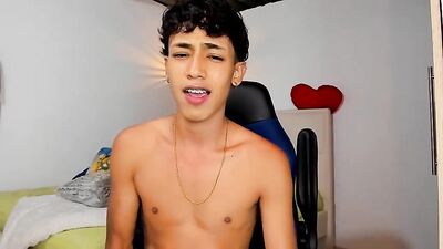 Latino Cutie Web-Cam Cum Show - PLKJ