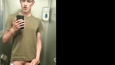 Gay Porn Cutie Busting Nuts on Train - Amateur Tube