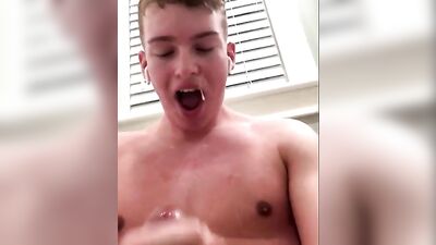 Self-Loving Hunk: Ultimate Handjob and Cum Shots Web Cam Show!