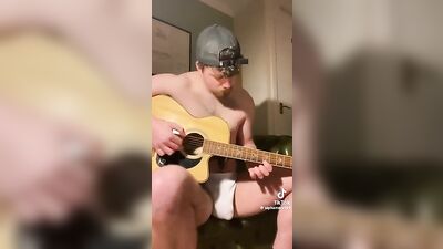 Guitar Strokes: The Reunion