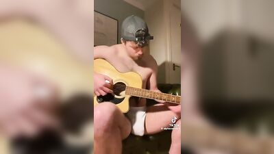 Guitar Strokes: The Reunion