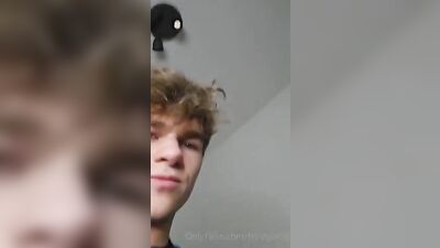 Frosty Frisky Web-Cam Handjob Adventures!