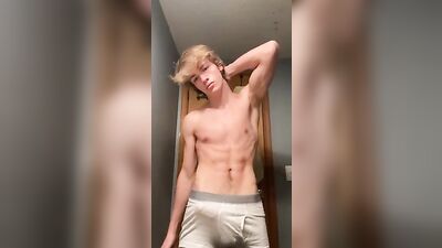 BDB Big Dick Blondie - Cute Young Boys Amateur Fetish Fun Porn Voyeur