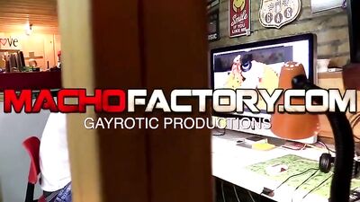 BBC bareback action twink - Hardcore black cum shots!