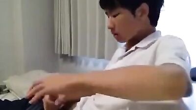 Japanese Boy Cumshot Eating Sperm Porn Cam: The Ultimate Gay Amateur Handjob Experience