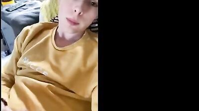 Sexy Sammys Shooting Spree: Bisexual Cum Shots Galore!