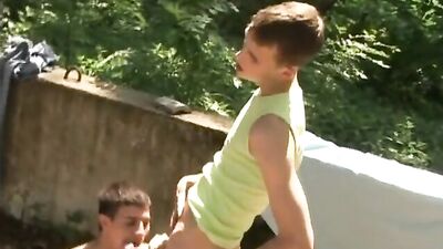 Outdoor Bareback Fun Cum Fetish