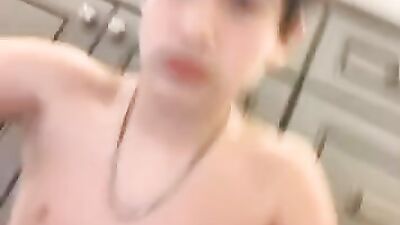 Jovens enganados: Cum Shots and Latino Fun with Cute Cam Boys!