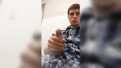 Gay Teens & Twinks Masturbate in the Shower!