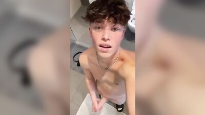 Cumming On Cam 2572206 - Solo Sex Web-Cam Cum Shots