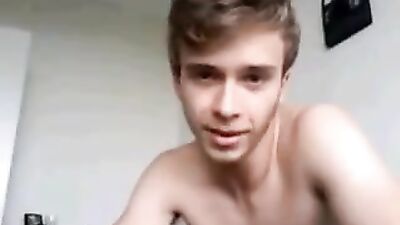 Jerking with Aaron Martin - Gay Web Cam Amateurs Meet for Hot Fun!