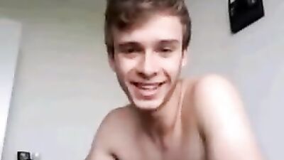 Jerking with Aaron Martin - Gay Web Cam Amateurs Meet for Hot Fun!