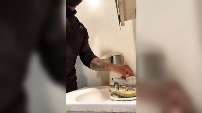 Hardcore Gay Porn - Hot OF Wanking Clip - The Ultimate Manhood Exposé!