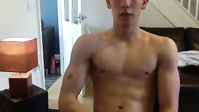 Muscle Boys: Josh Stright Cam Boys Porn - The Ultimate Gay Porn Experience!