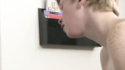 Bareback Twink Blow Jobs and Cum Shots: A Gay Porn Adventure!
