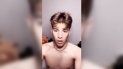 [HBW] Look@My Ass Solo! Web-Cam Ass Play - The hottest solo web-cam show youll ever see!