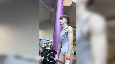 Gym Boner Twink Heat, Public Exposure and Lycra Fun!