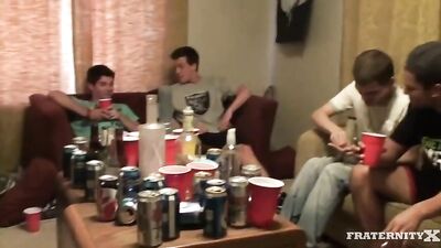 Gangbang XXX: Fraternity X- Whos the Bitch - Group Sex