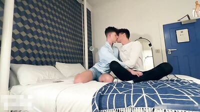 Kiss & Fuck - Unleashed Passion!